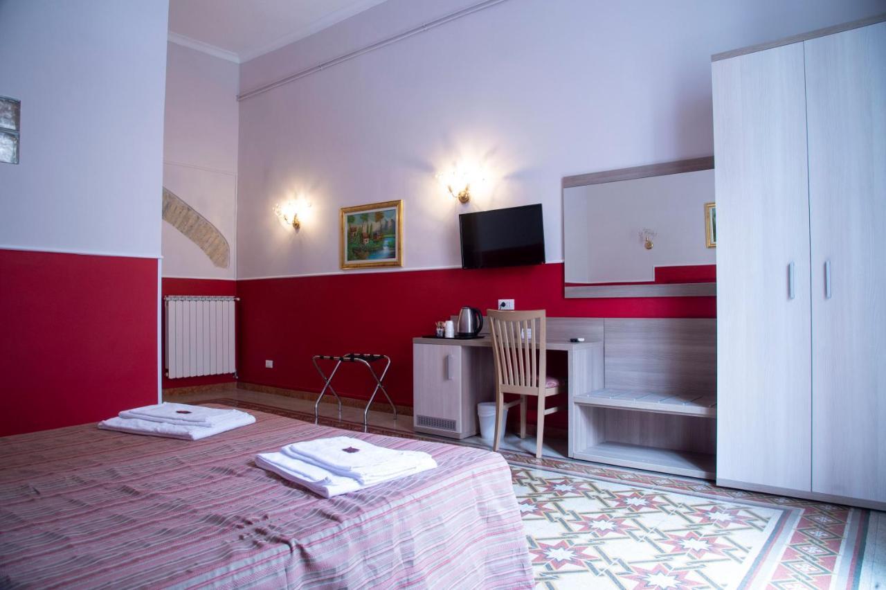 Hotel Domus Napoleone Řím Exteriér fotografie