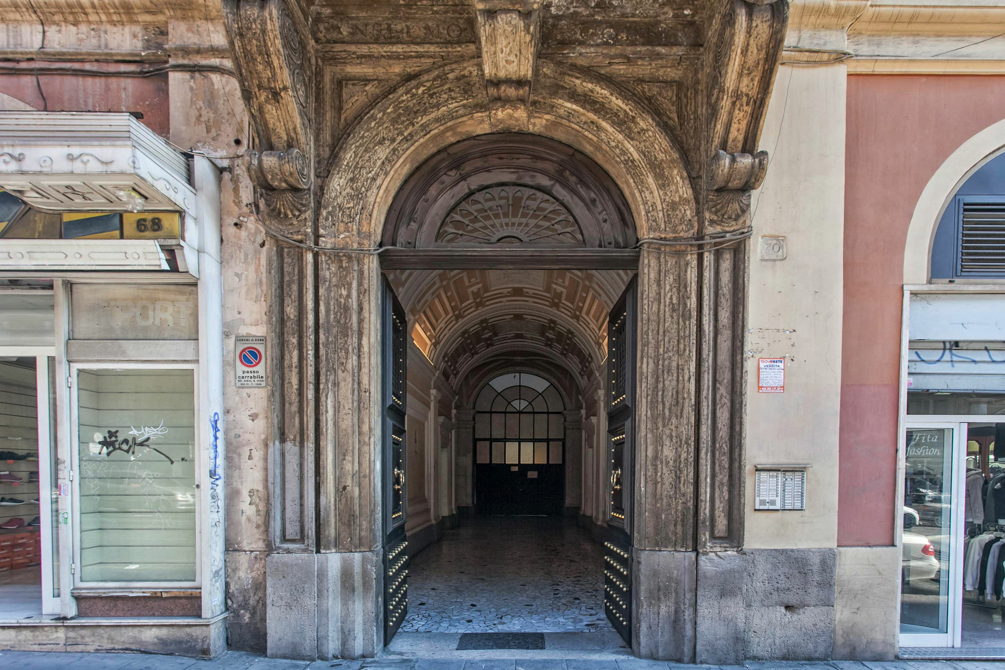 Hotel Domus Napoleone Řím Exteriér fotografie
